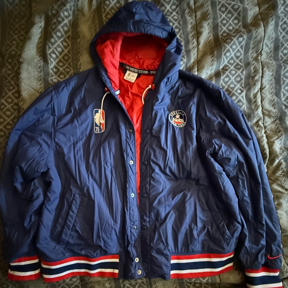 NBA BROOKLYN NETS Blue NBA Hooded Jacket with Red Accents